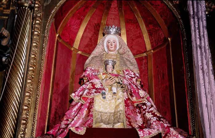 Virgen de los reyes del Real Monasterio de San Clemente de Sevilla