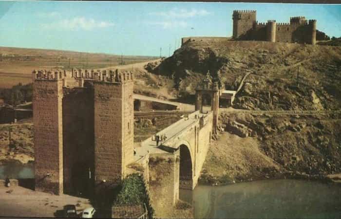 Castillo de San Servando y Puente de Alcántara en los años 50