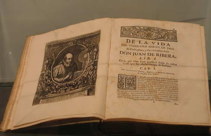 Libro expuesto en el Museo de la Ciudad de Badajoz