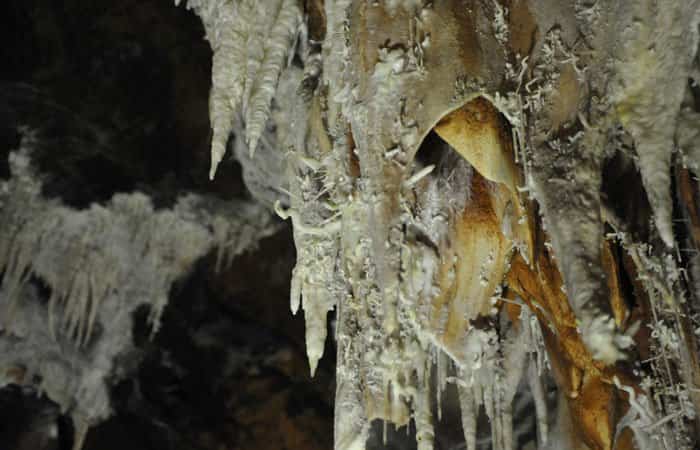 Cuevas del Águila en Ramacastañas, Ávila