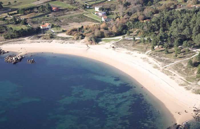 Playa A Illa da Laxe en A Pobra do Caramiñal, A Coruña