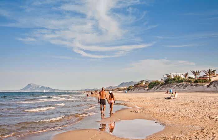 Playa Aigua Blanca en Oliva, Valencia