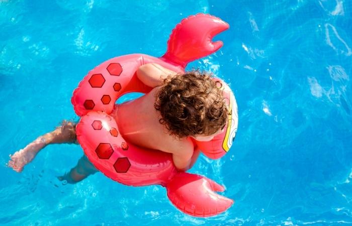 Consejos para un verano seguro en las piscinas y en las playas