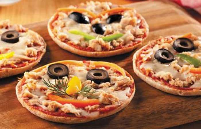 Cocinar con niños: Pizzas sonrientes de pan de pita