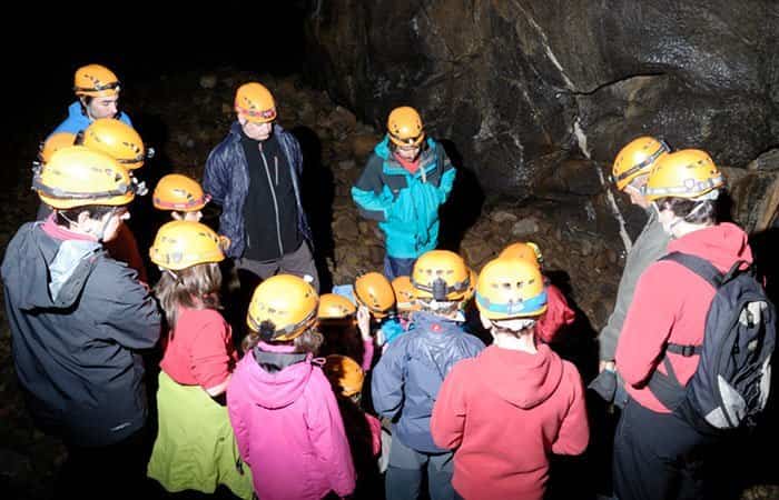 Espelotxiki en las Cuevas de Oñati-Arrikrutz
