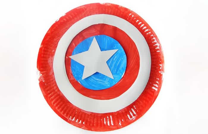 Manualidades de superhéroes, escudo de Capitán América