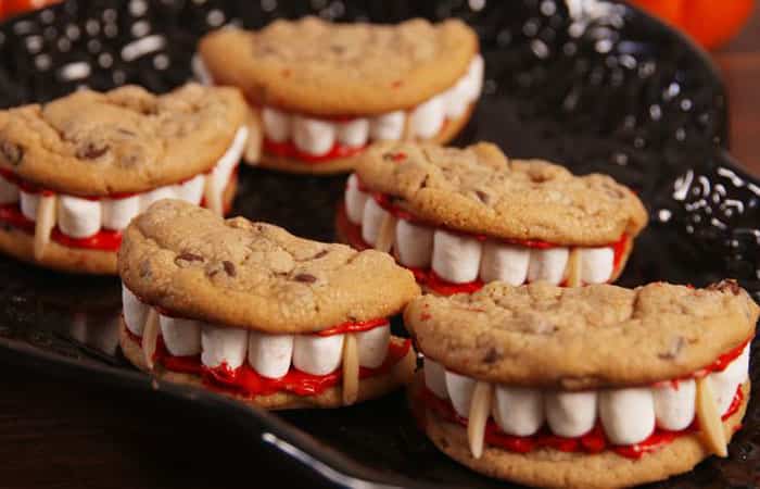 Meriendas para Halloween: Dentaduras de vampiro
