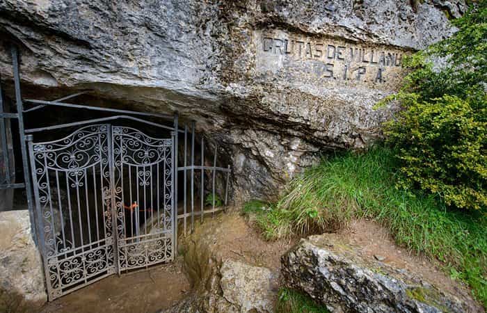 Cueva de las Güixas en Villanúa, Huesca