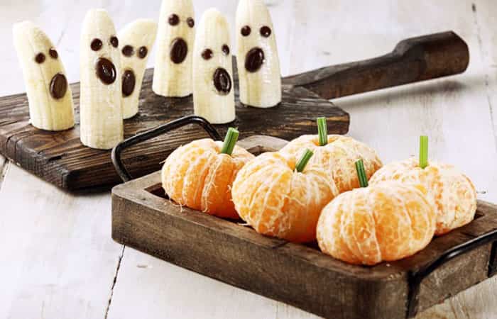 Meriendas para Halloween: Fantasmas y calabazas de fruta
