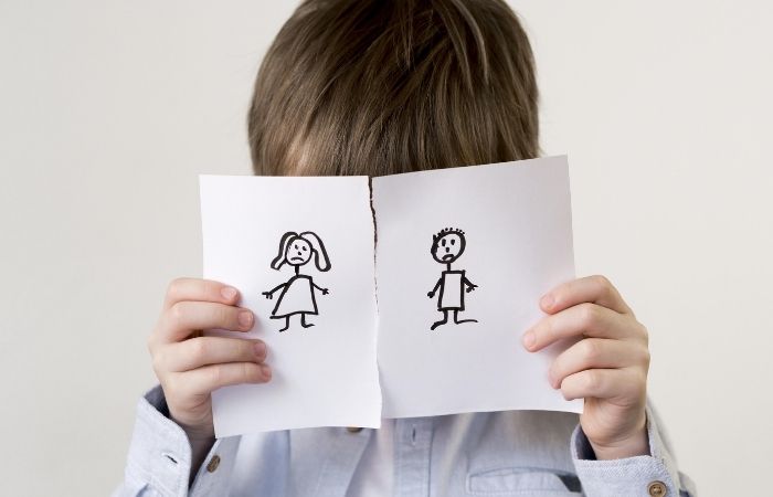 Lo que un niño debe saber tras la separación de sus padres
