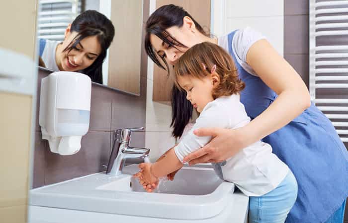 Hábitos de higiene personal imprescindibles para nuestros hijos