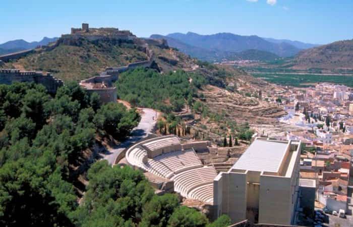 Castillo de Sagunto y Teatro Romano