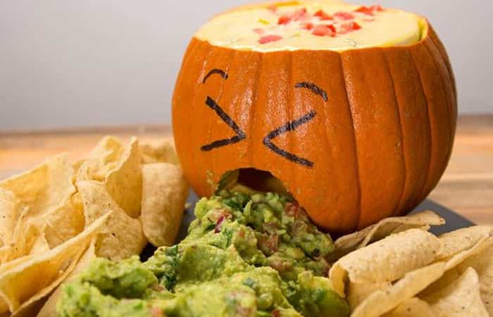 Recetas para Halloween: Calabaza vomitona con guacamole