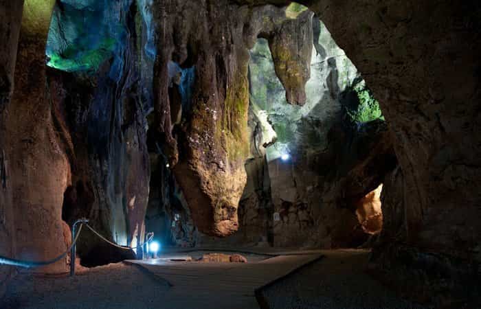 Cueva de las Calaveras en Benidoleig, Alicante