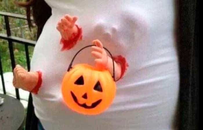 Disfraz para embarazada de bebé diabólico para Halloween