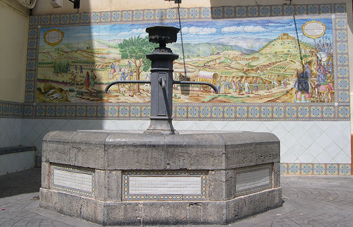 Panel cerámico de la ruta de los moriscos, en Jalance, Valencia