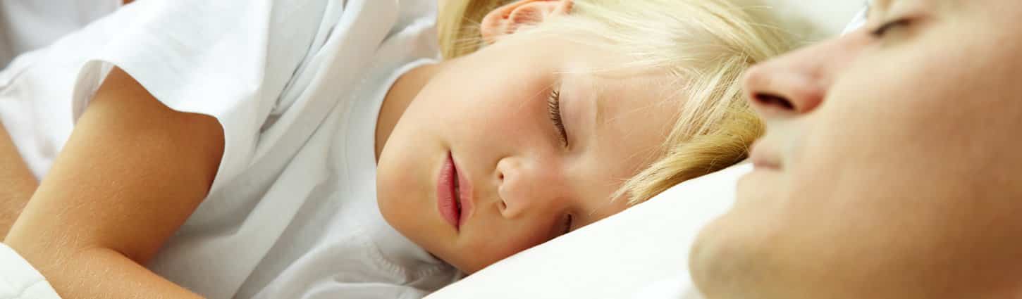 Cómo pasar del colecho a la cama sin consecuencias para nuestros hijos