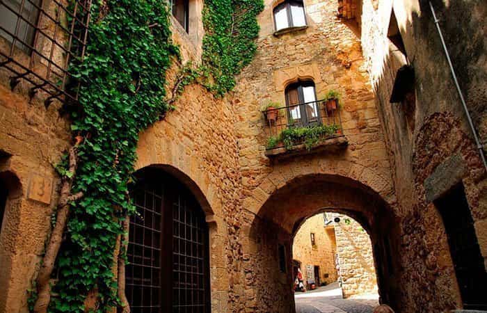 Ruta por los huertos de Pals en Girona