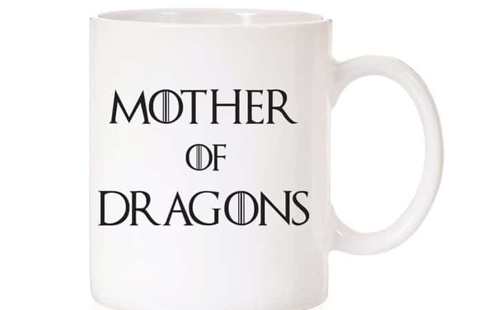 Regalos inspirados en Juego de Tronos: taza Mother of dragons