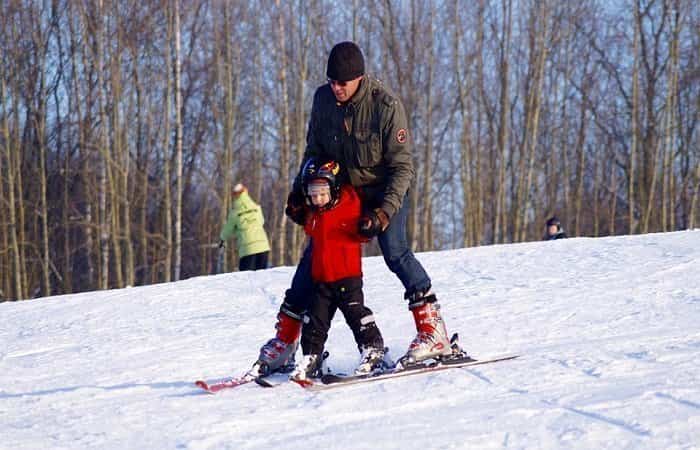 Ir a esquiar con niños