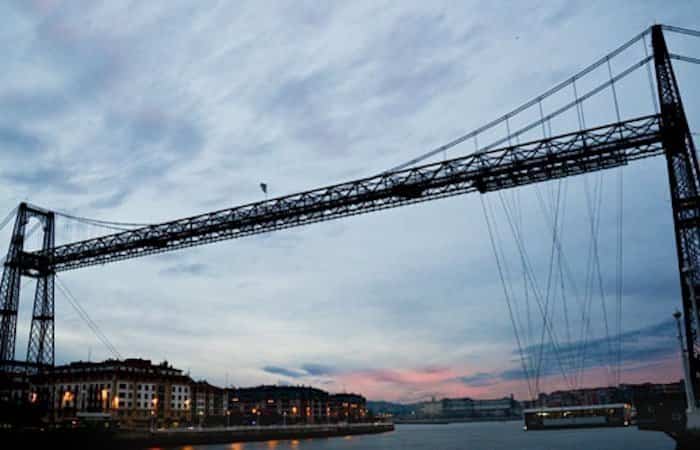 Puente colgante de Bilbao barquilla