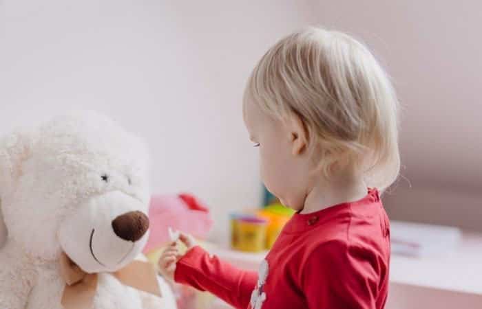 Cómo ayudar a nuestros hijos a deshacerse de los juguetes sin lágrimas