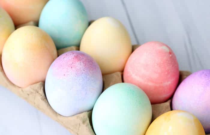Decoración huevos de Pascua: Combinación de colores