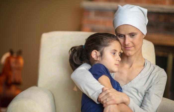 Cómo afectan las preocupaciones por los hijos a las madres con cáncer