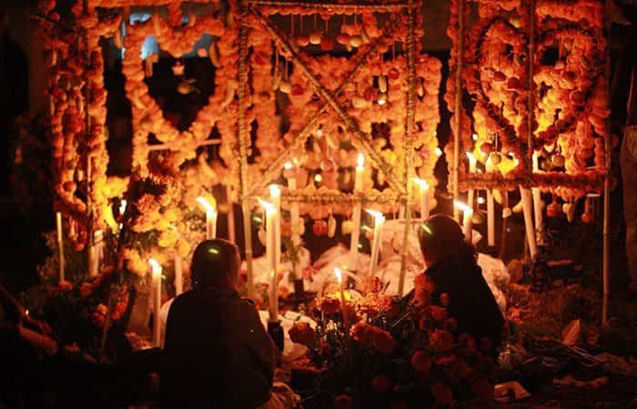 Altar en el Día de Muertos de México