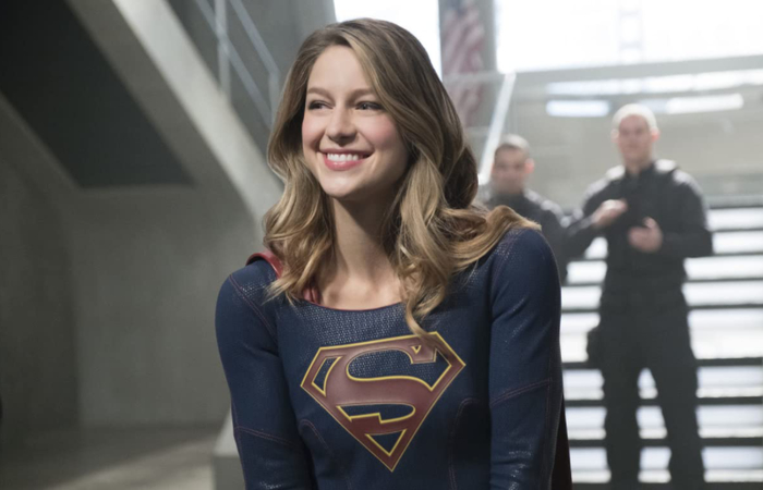 series de mujeres: supergirl