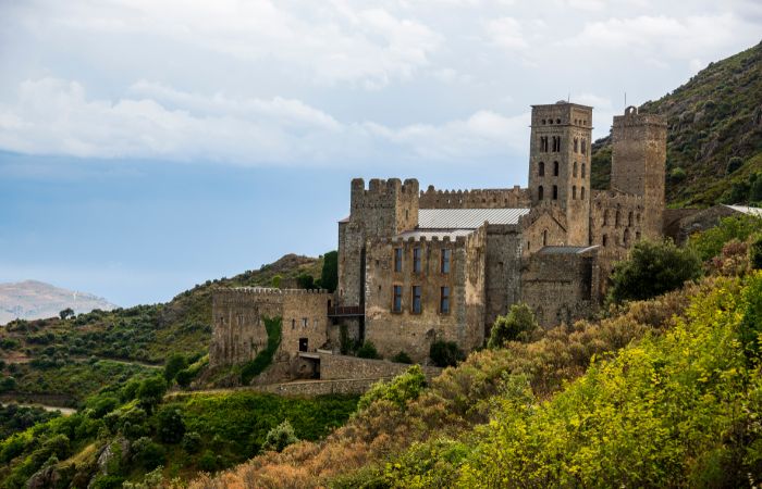 Monasterio de Sant Pere de Rodes en Port de la Selva, Girona