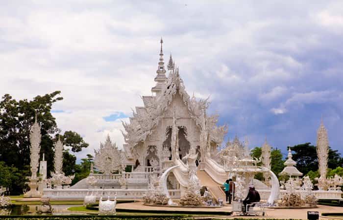 Hay destinos exóticos y seguros a los que no os habéis planteado ir en familia. Tailandia es un destino perfecto