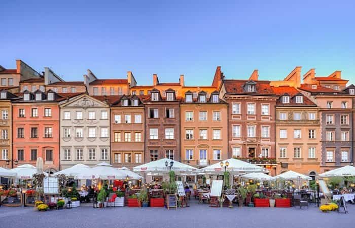 Ciudades de Europa perfectas para un fin de semana: Varsovia. Terrazas en el centro histórico