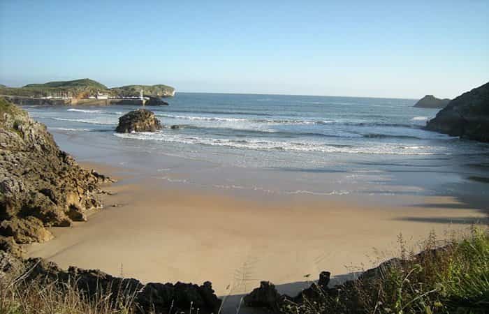 Asturias, playa de Celorio, turismo ecuestre