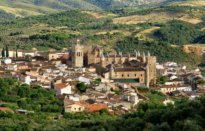 Lugares imprescindibles de las provincias del interior de España: Guadalupe, Cáceres