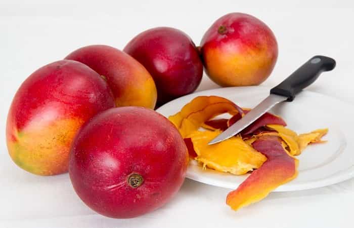 Trucos para partir frutas: el mango