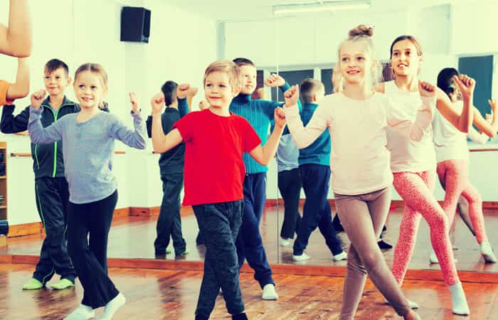 Qué beneficios tiene el baile para los niños