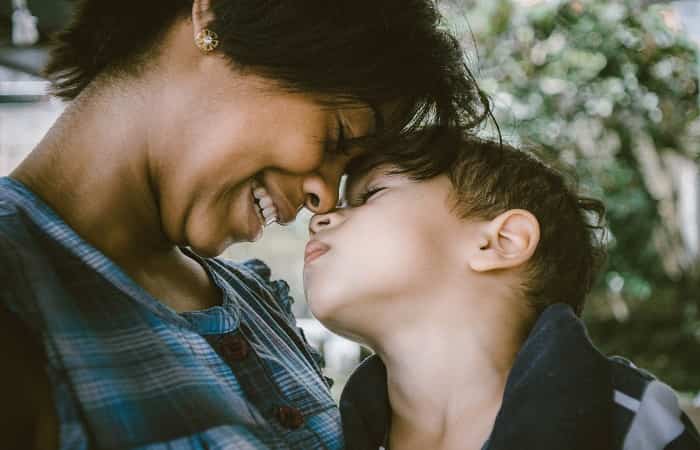 5 Situaciones que pueden indicar que nuestro hijo necesita más cariño