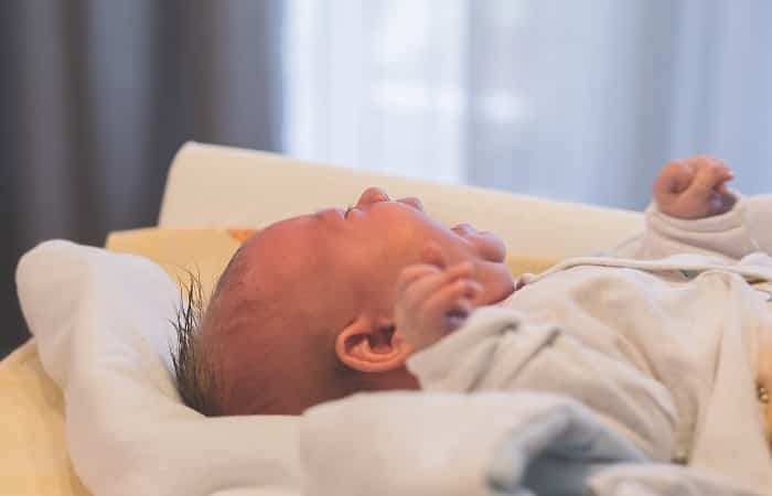 Estímulos externos en los bebés de alta demanda