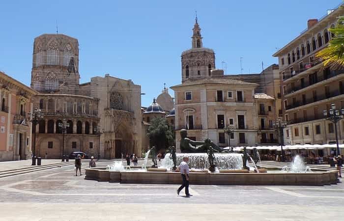 Imprescindibles de cada una de las provincias del sur e islas:Catedral de Valencia, Valencia