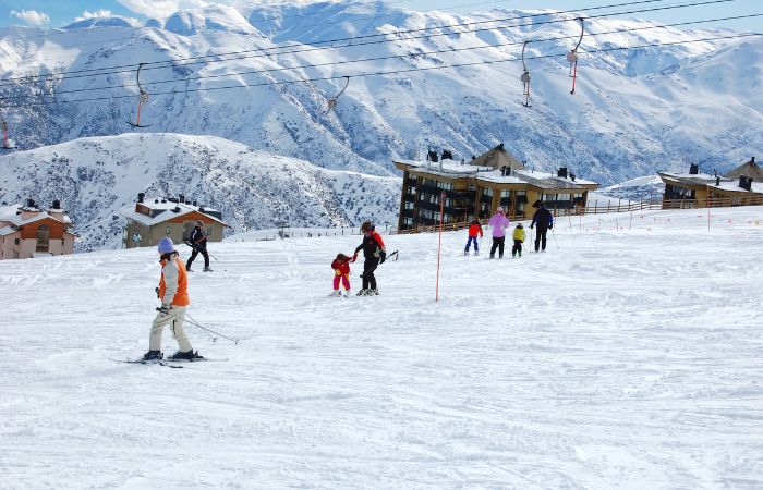 Esquiar en agosto: El Colorado, Chile