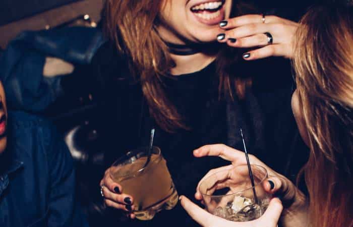 ¿Por qué los adolescentes mezclan alcohol y sexo frecuentemente?