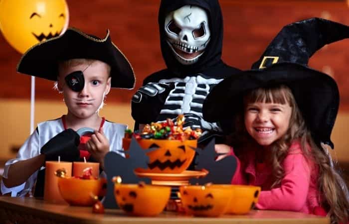 10 Juegos de Halloween con los que complementar el truco o trato