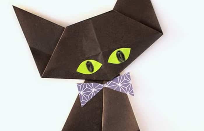 Gato negro de origami