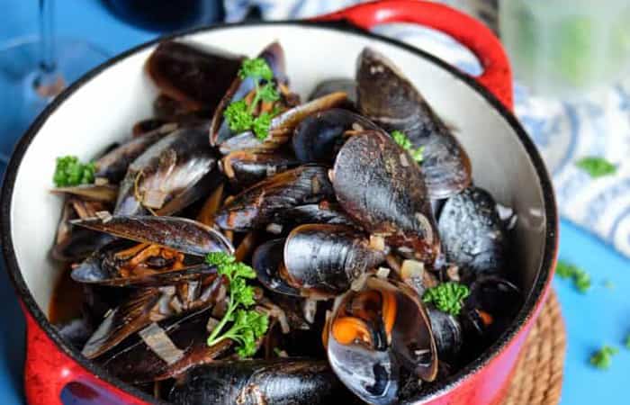 mejillones a la marinera