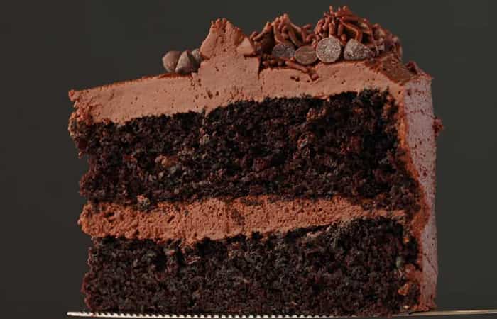 tarta de chocolate sin lactosa con calabacín