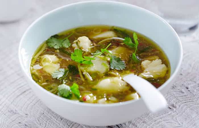 sopa de pescado Thai