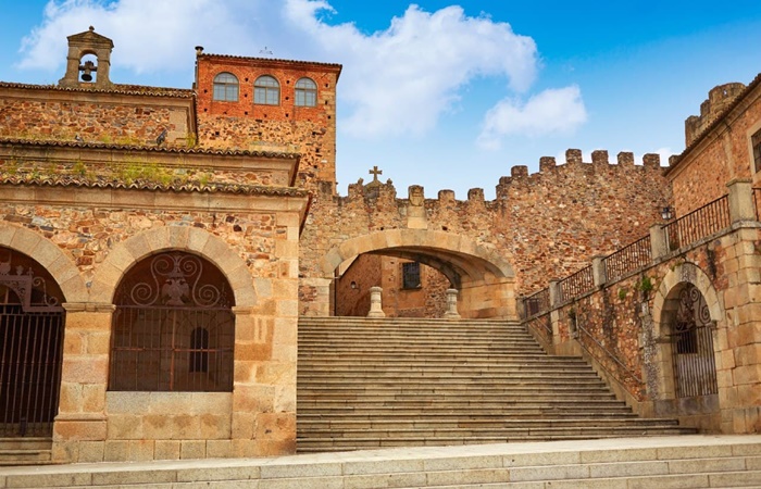 Lugares de España que ver una vez en la vida: Arco de la Estrella, en Cáceres