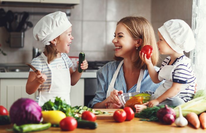 Involucrar a los niños en la cocina