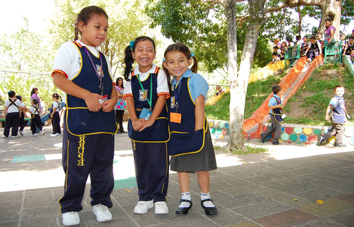 Fundación Padre Arrupe, ayudando a los niños de El Salvador
